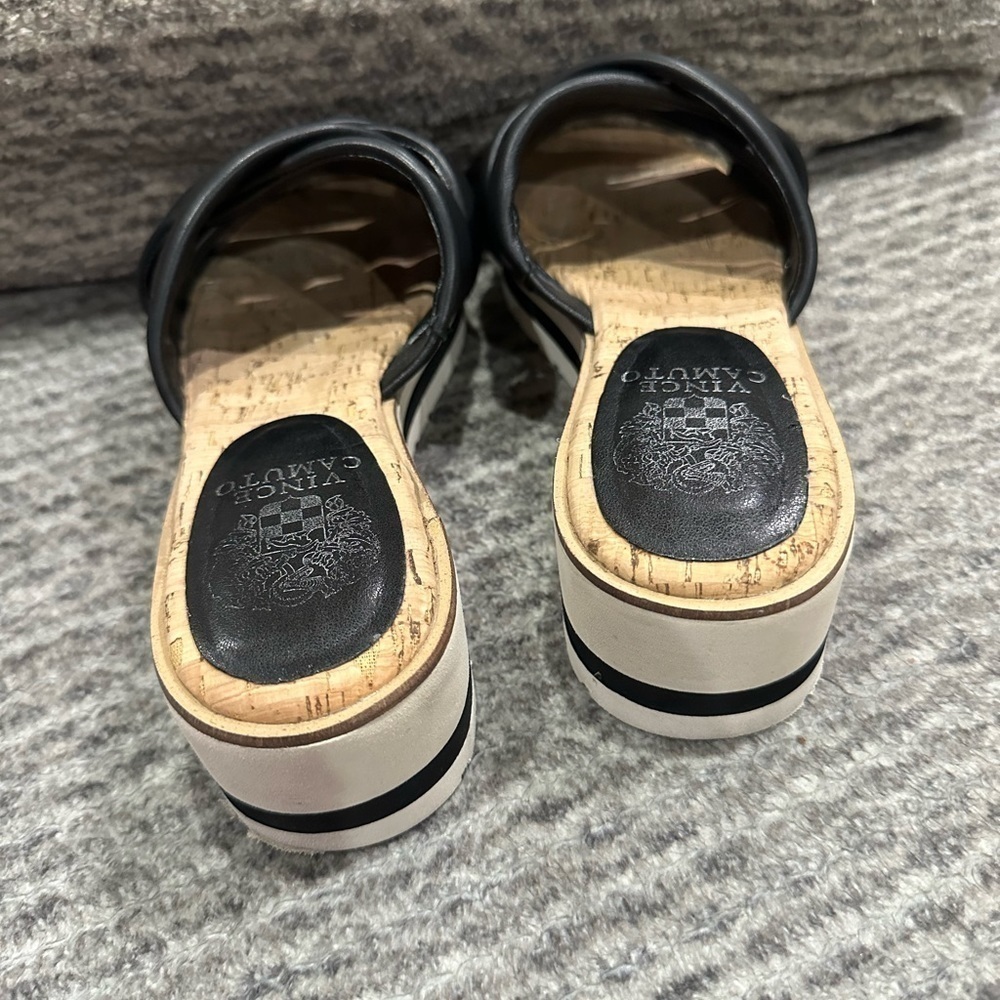 Vince Camuto black leather braided slides/sandals with cork soles and soft soles - Picture 4 of 8